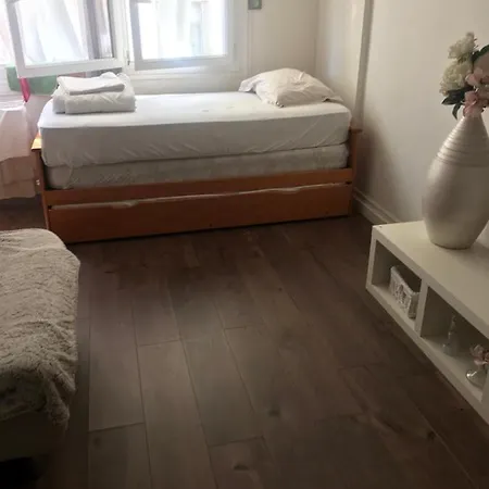 Coquet Studio Apartment *